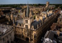 Ile kosztuje rok studiów na Cambridge?